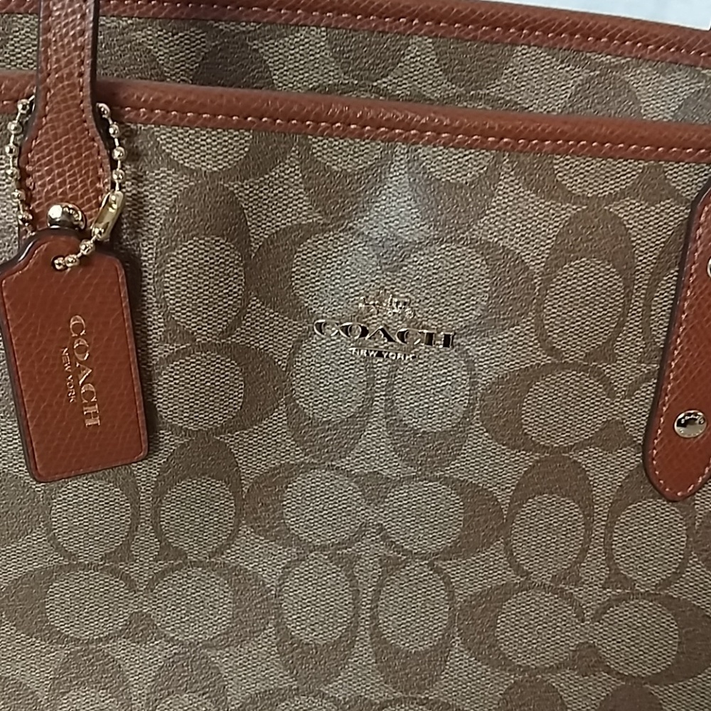 Authentic Coach Purse - Picture 2 of 7